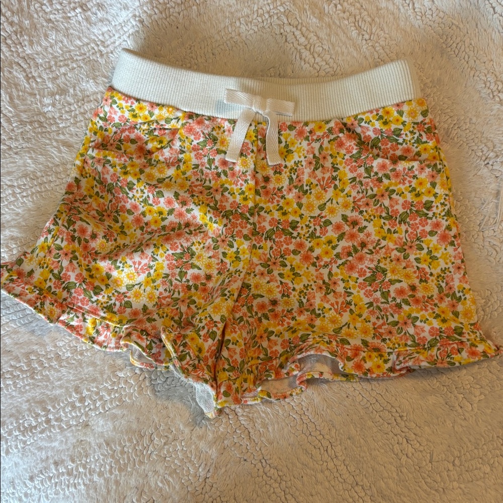 Girl’s Janie and Jack Peach Amber Floral Shorts, 3